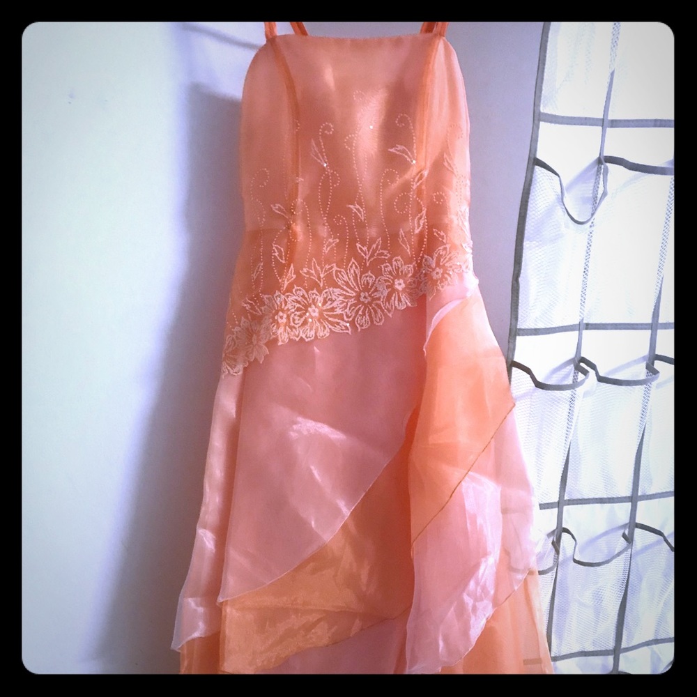 Girls dress